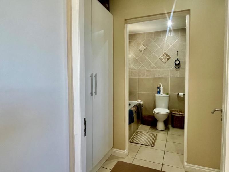 3 Bedroom Property for Sale in Fraaiuitsig Western Cape